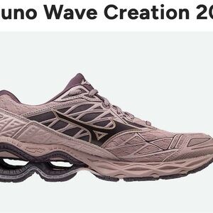 Mizuno Running Shoe in Mauve with Dark Accent